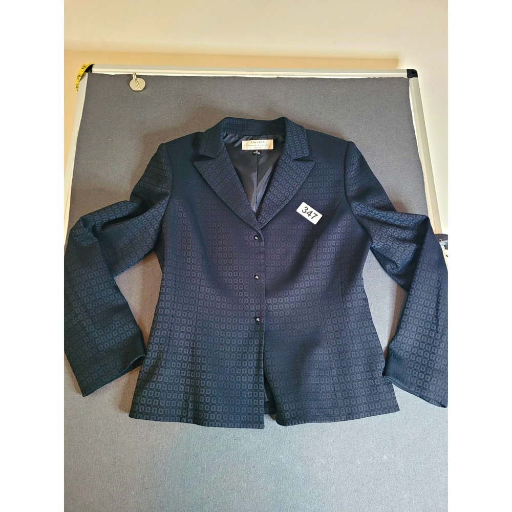 Tahari Arthur S. Levine 8P Petite Black Jacquard Geometric 3-Button Blazer